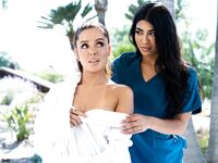 Vanna Bardot a Jasmine Sherni se od masáže dostanou k olizování kundičky