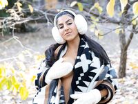 Lena The Plug exposes herself in the park in cold weather