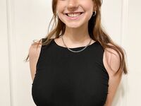 Melanie Marie ukazuje svoju kundu